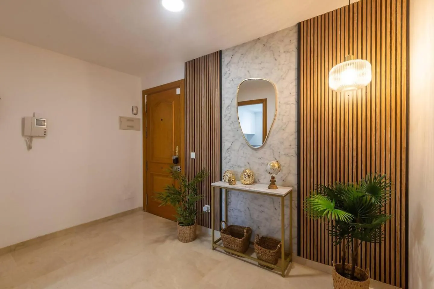 Daire Apartamento Camelias Marbella Playa Con Parking İspanya